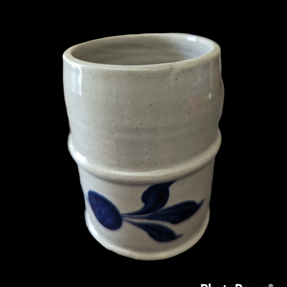 Williamsburg Pottery mug